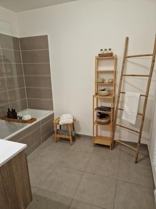 Cozy Apartment Near Paris Clamart Εξωτερικό φωτογραφία